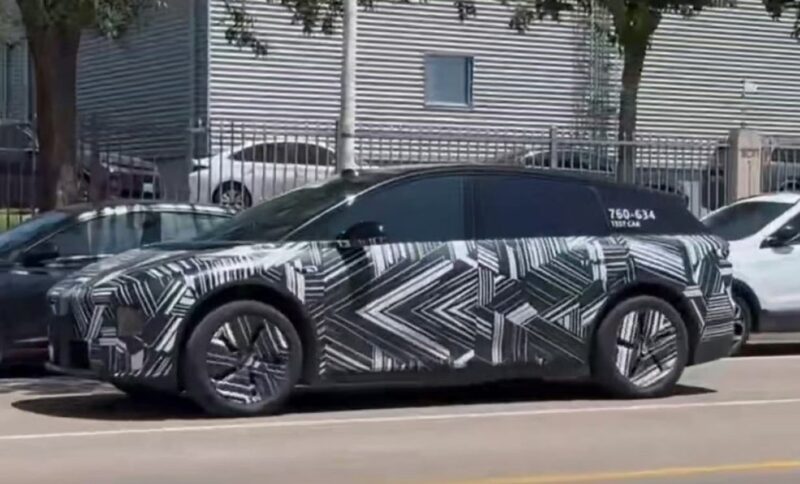 В Китае замечен электрокроссовер Li Auto i6: конкурент Model Y дебютирует в сентябре