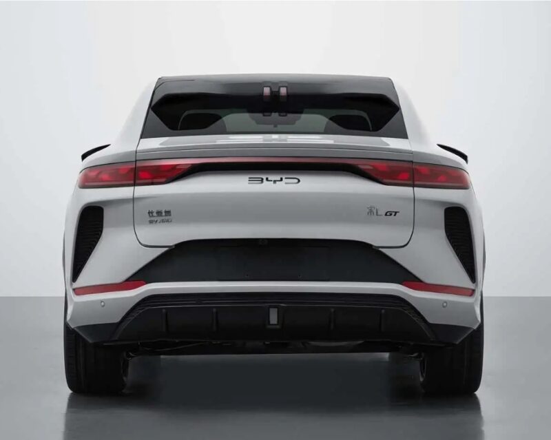 В Китае представлена новая спортивная версия BYD Song L GT в линейке SUV