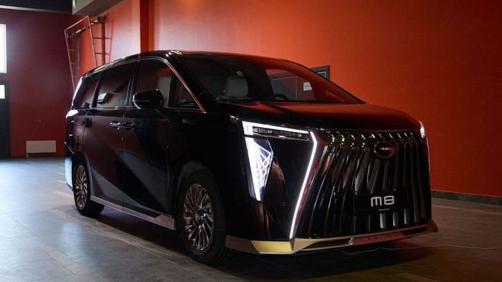 «Модель Shepers»: дилер раскрыл потенциал роскошного зала Gac M8 со стульями