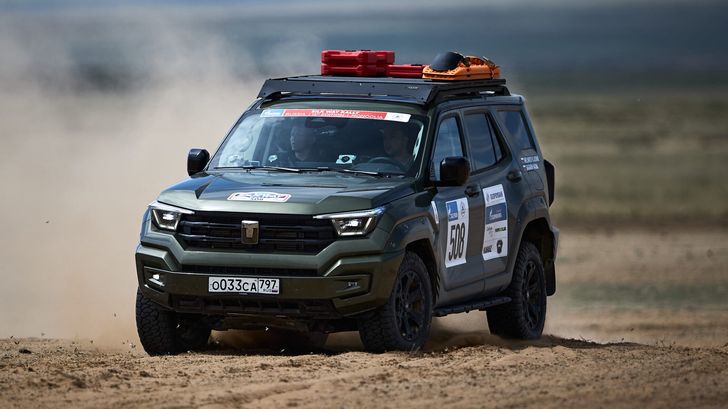 Внедорожники вошли в лидеры ралли Шелкового пути