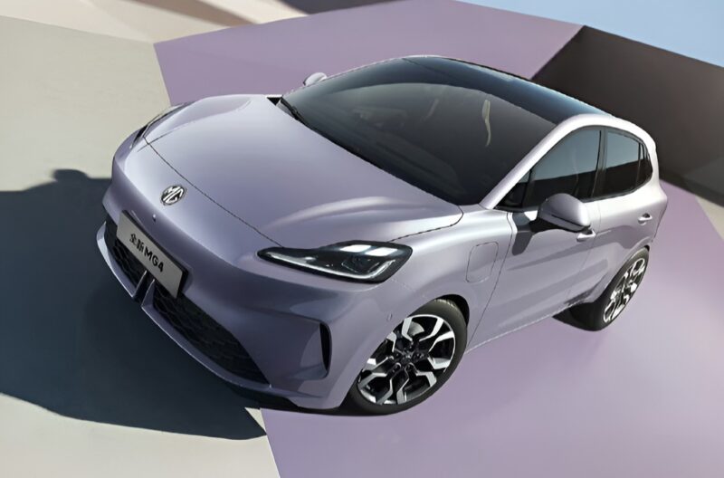 В Китае замечена новая MG4 EV, раскрыт салон, начало продаж в сентябре 2025 года