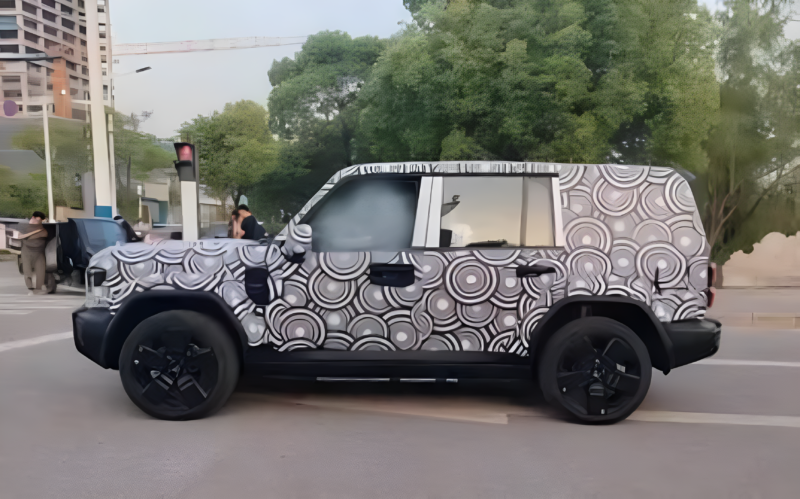 В Китае Chery представит iCAR V27 под брендом iCAUR 1 августа с мощностью до 449 л.с.