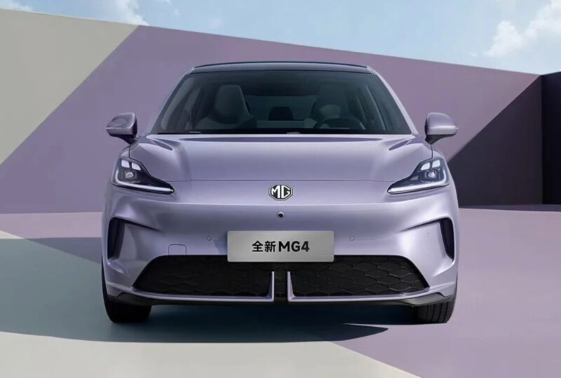 В Китае MG4 EV представили в новом фиолетовом цвете перед стартом продаж 5 августа