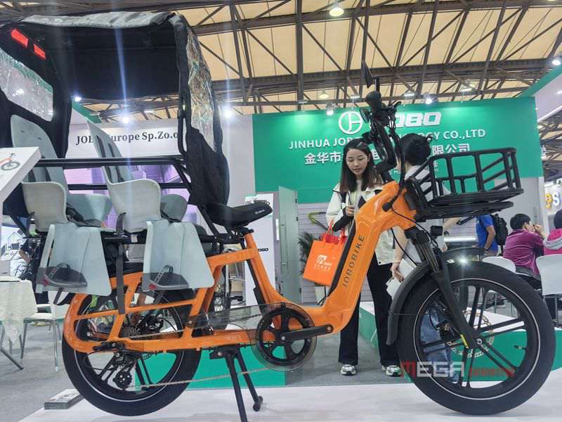 Инвентаризация электрических велосипедов и электрических мотоциклов в Китайском цикле 2025 Китайский цикл 2025 Китайские мотоциклевые новости Мега китайская китайца 07