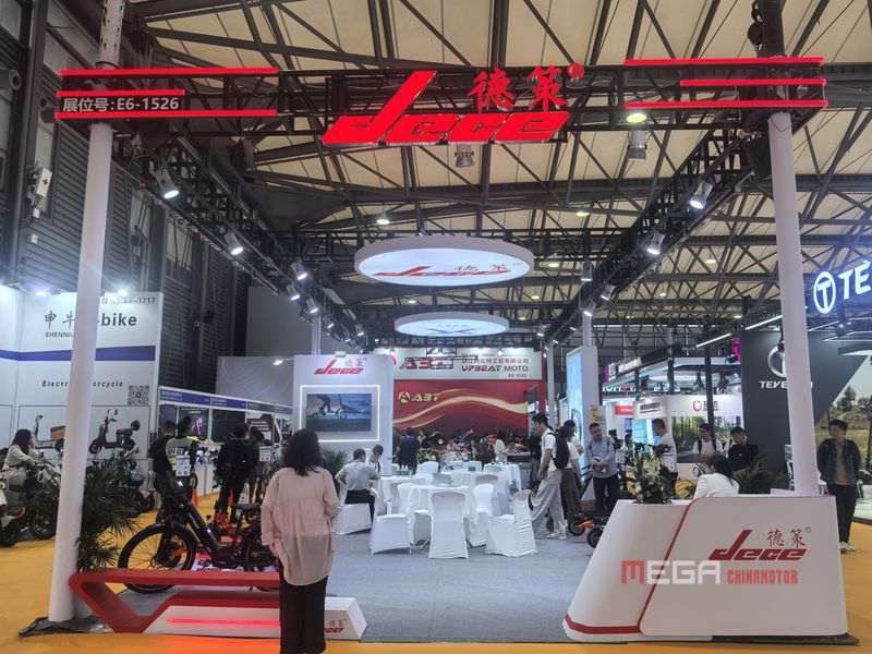 Инвентаризация электрических велосипедов и электрических мотоциклов в Китайском цикле 2025 Китайский цикл 2025 китайский мотоцикл новости Mega Chinamotor 14