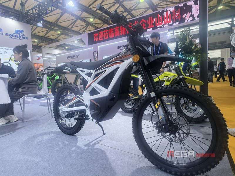 Инвентаризация электрических велосипедов и электрических мотоциклов в Китайском цикле 2025 Китайский цикл 2025 Китай.