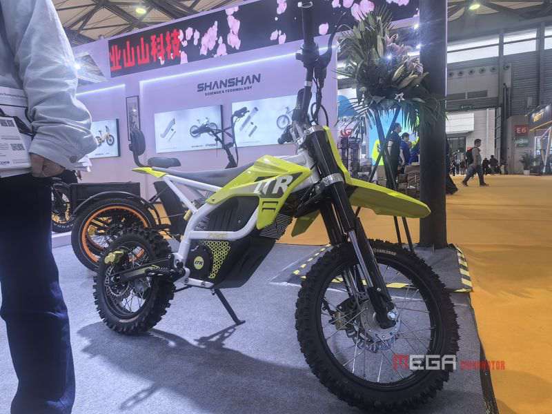 Инвентаризация электрических велосипедов и электрических мотоциклов в Китайском цикле 2025 Китайский цикл 2025 Китайские мотоциклевые новости Мега китайская китайская китайская китайца 19