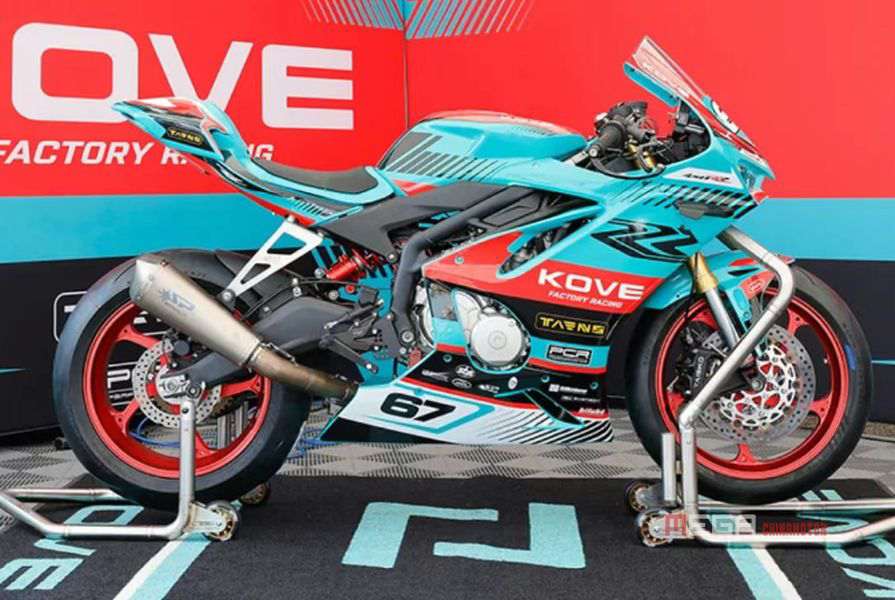 Kove 450RR соревновался в британском BSB и занял пятое место в группе Sportbike Group Kove 450RR в BSB China Motorcycle News Mega Chinamotor 02
