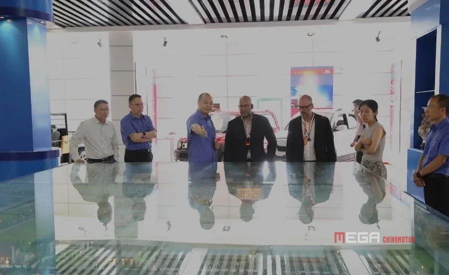 Старшая делегация Stellantis посетила Bei Yi Company Старшая делегация Stellantis посетил Bei Yi Company Stellantis Senior Delegation Visits Bei Yi Company China Motorcycle News Mega Chinamotor 02