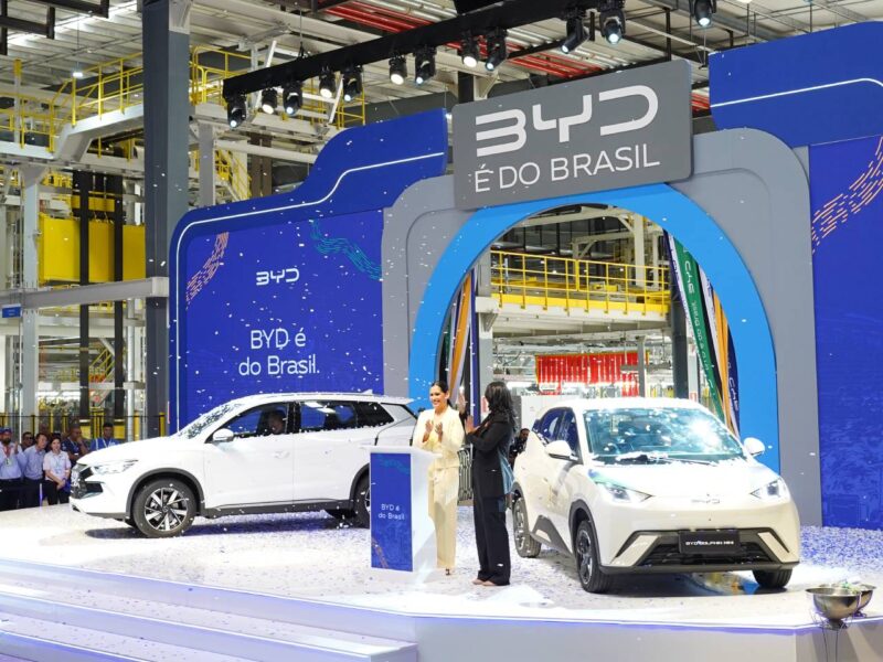 В Китае начали производить автомобили на бразильском заводе BYD, с конвейера сошёл первый Seagull