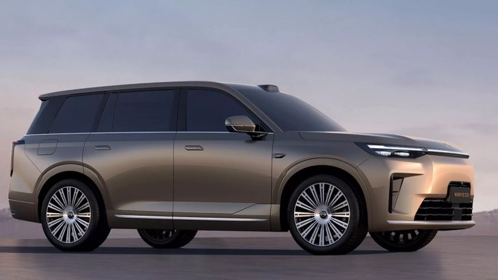 Флагманский кроссовер GAC S9 приедет в Россию в 2026 году: Autopilot Huawei и движение 1200 км