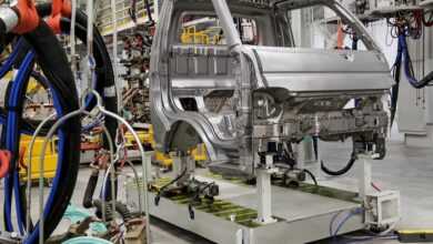 В России один из крупнейших производителей коммерческих автомобилей сократит производство. В России один из крупнейших производителей коммерческих автомобилей сократит производство.