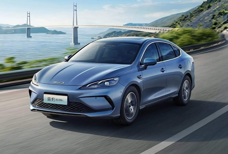 В Китае выпускают BYD Seal 05 DM-i для запуска в Таиланде в августе