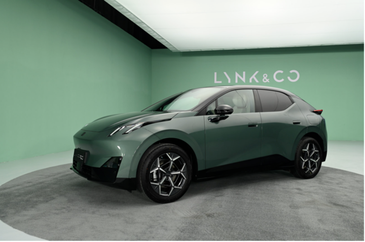 В Китае Lynk & Co представила доступную модель Z20 с запасом хода 430 км за 15 200 долларов