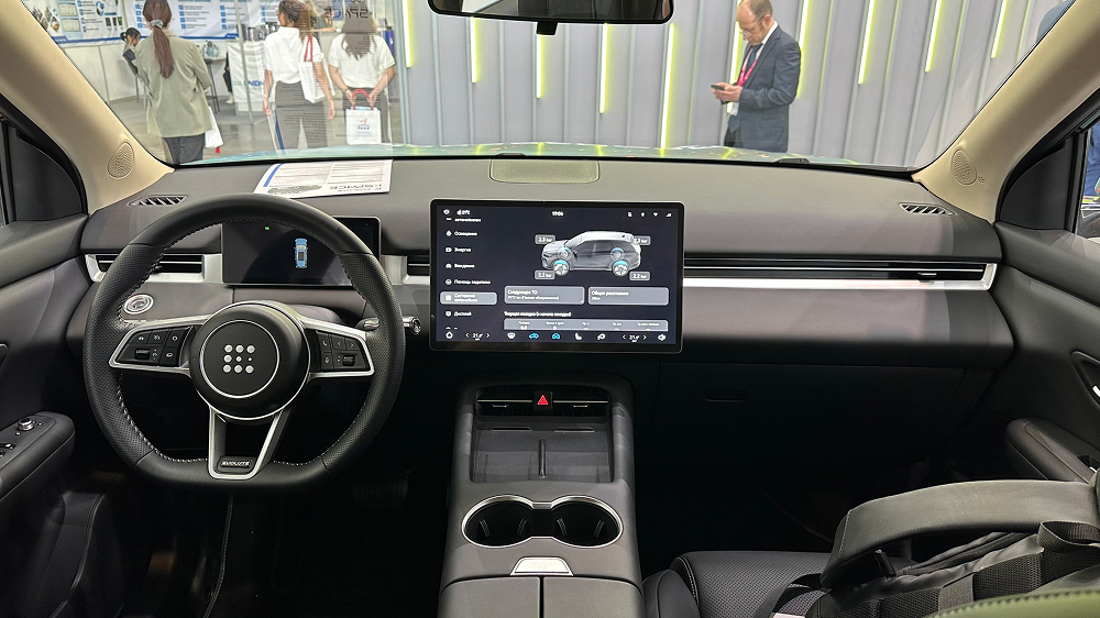 Обновленная Evolute i-Space Соберите полный цикл MotorInvest Lipetsk Crossover Salon Innoprom Vitride Office