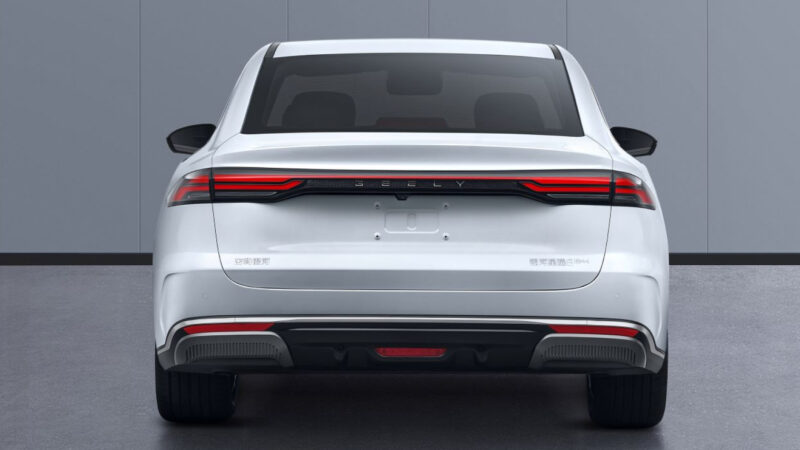 В Китае раскрыли детали седана Geely Galaxy Starshine 6 PHEV с запасом хода на электротяге 100 км