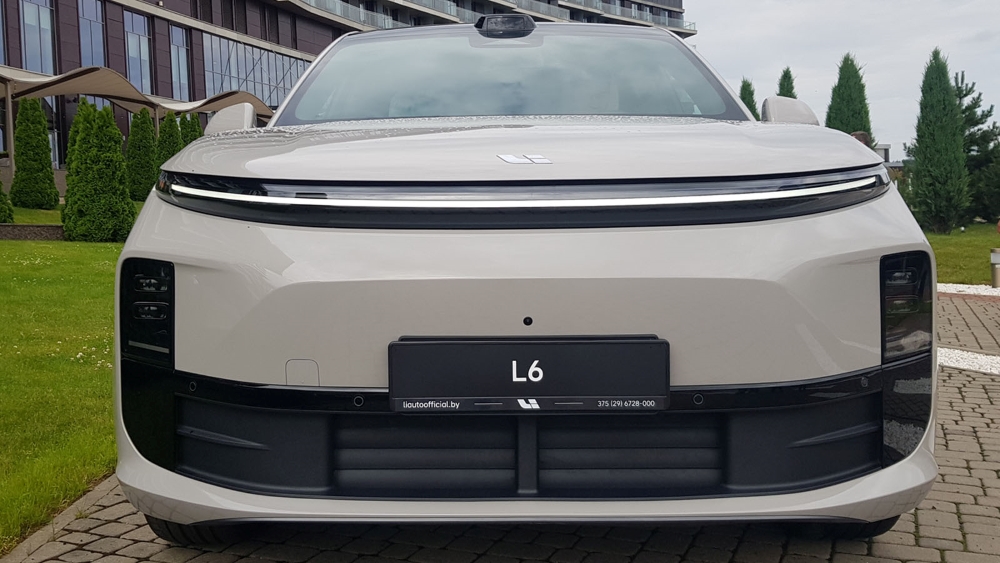 Кроссовер Lixiang L6 в Беларуси впереди