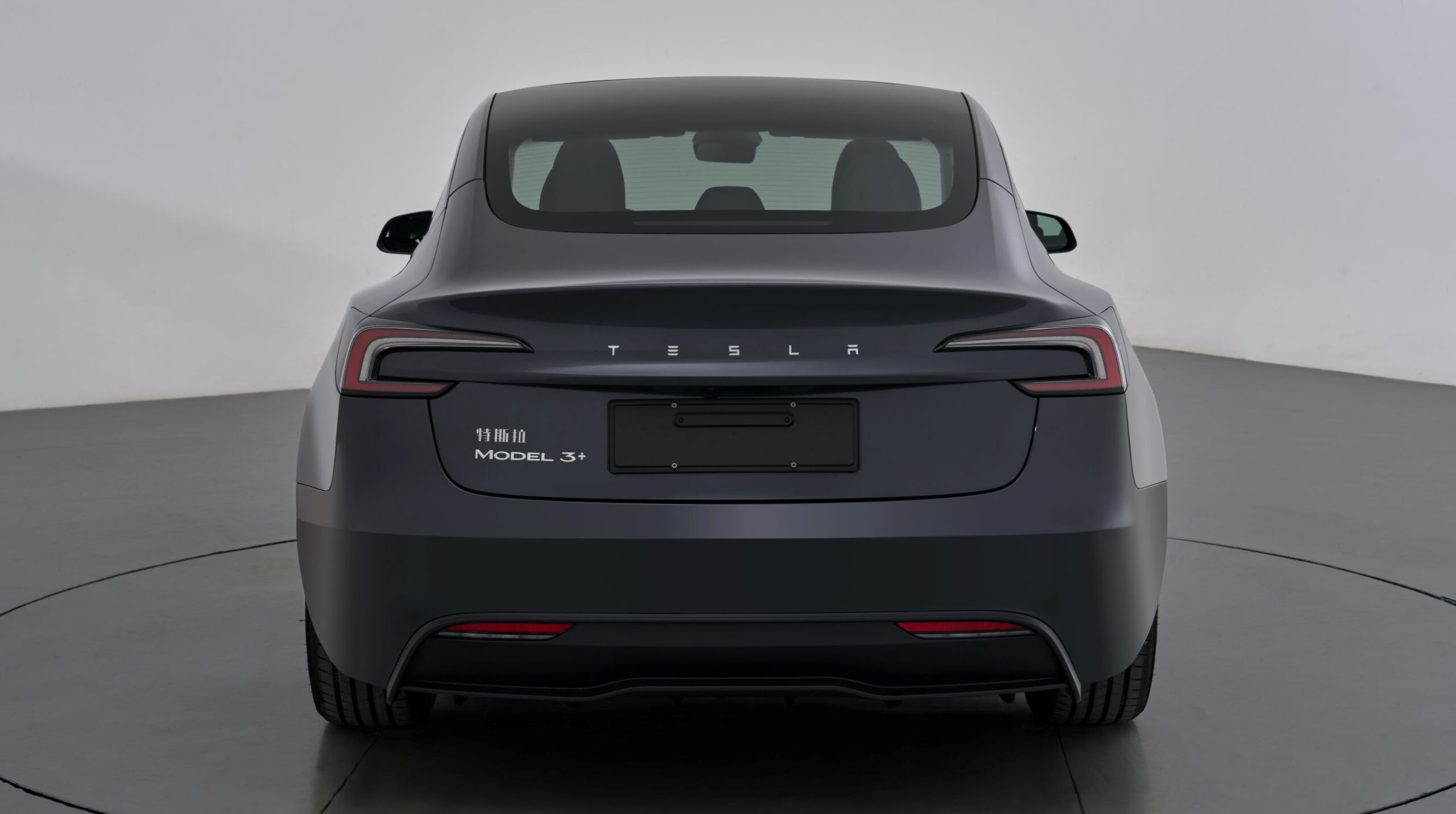 В Китае Tesla запустит новую версию Model 3 с обновлённым аккумулятором и увеличенным запасом хода