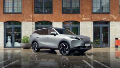 В России начнут выпуск кроссовера Omoda C7. В России начнут выпуск кроссовера Omoda C7.