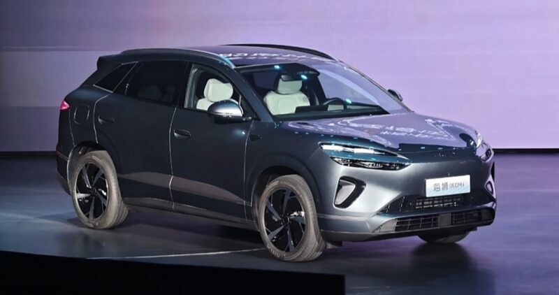 В Китае стартовали продажи BYD Sealion 06 с батареей Blade и полным приводом от 19 300 долларов