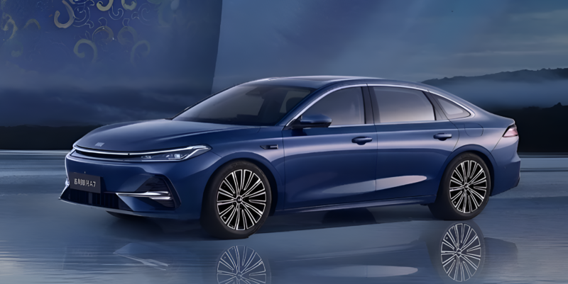 В Китае стартовал предзаказ Geely Galaxy A7 PHEV с ценой от 14 500 долларов