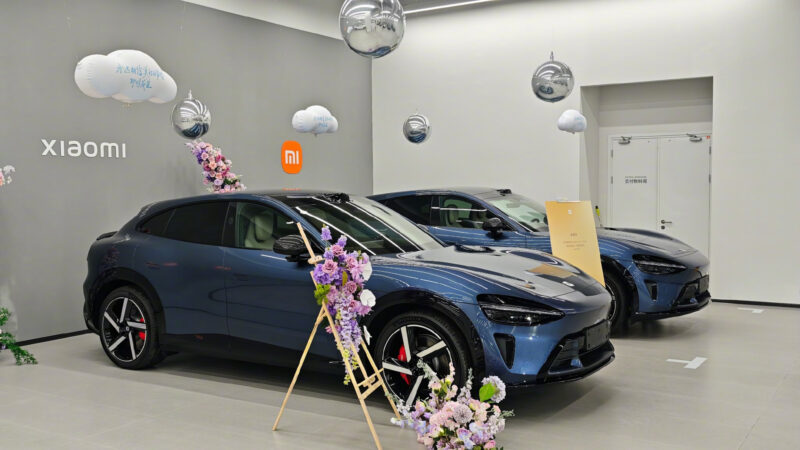 В Китае Xiaomi Auto поставила 300 000 автомобилей за 15 месяцев
