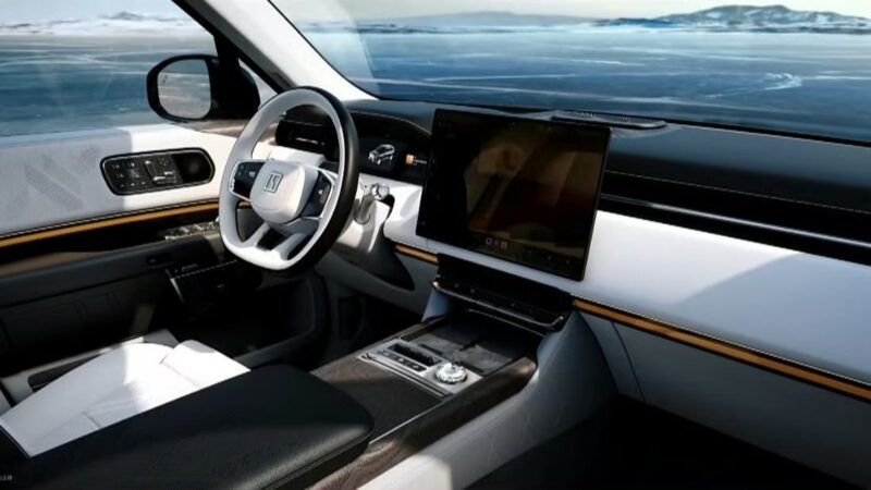 В Китае стартуют предварительные продажи кроссовера Zeekr 9X PHEV мощностью 1381 л.с. в августе