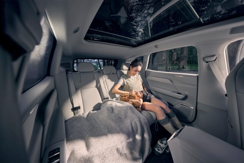 В Китае начались предпродажи гибридного Volvo XC70 местного производства от 41 900 долларов.