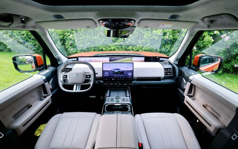 В Китае начались предварительные продажи внедорожника Jetour Zongheng G700 PHEV с 751 л.с. и глубиной преодоления брода 970 мм