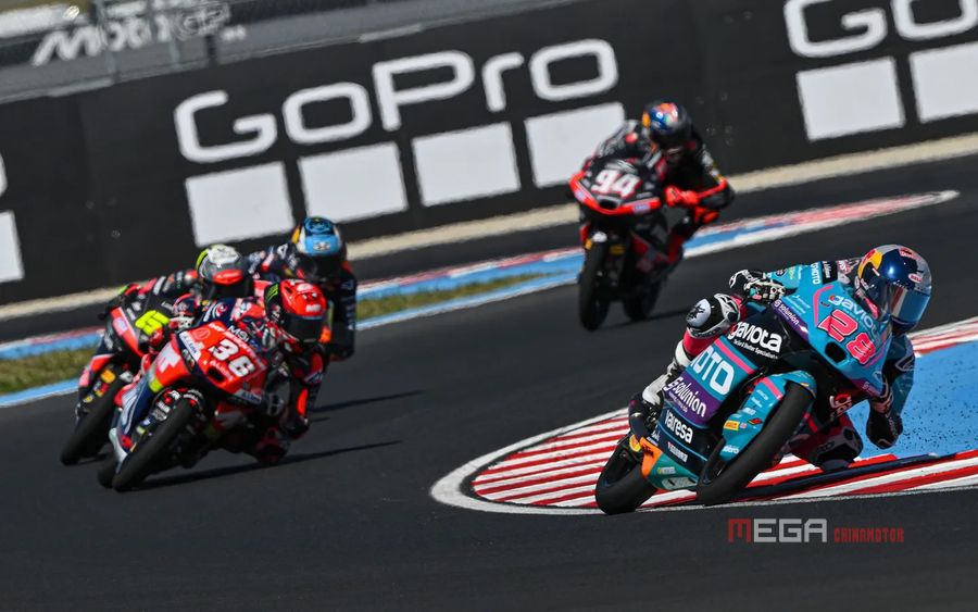 Команда Cfmoto Aspar выиграла двойной на Гран -при Мишлен в Венгрии CFMOTO ASPAR Команда выиграла вдвое на Гран -при Мишлен Гран -при Венгрии Китая Mega Chinamotor 02