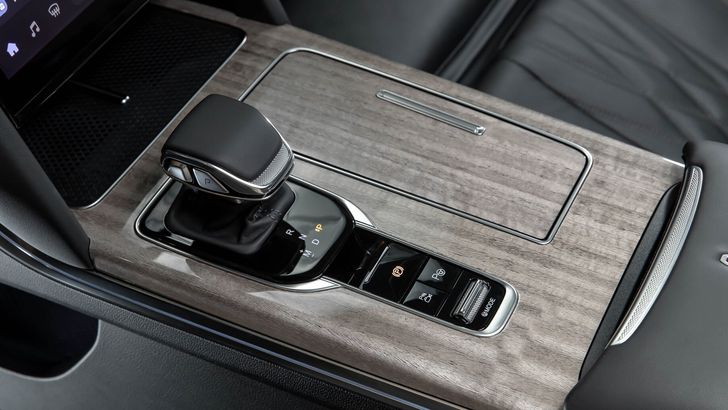 Hongqi HS7 Интерьер