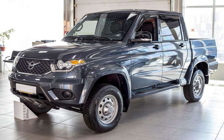 Русские снова бросились купить uaz 