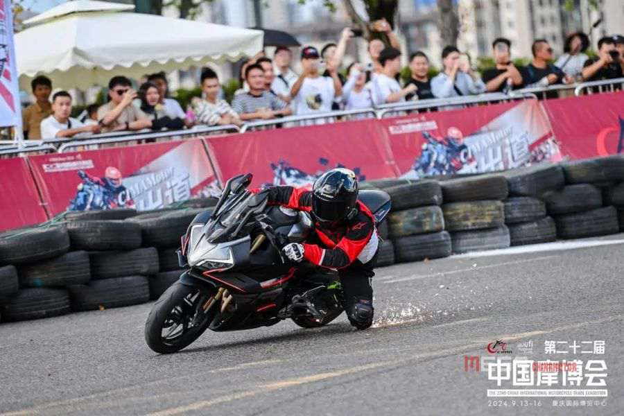 Все глаза на это! 23 -й китайская международная выставка мотоциклов (CIMAMOTOR) состоится CIMAMOTOR пройдет в Китае мотоциклевые новости Mega Chinamotor 06