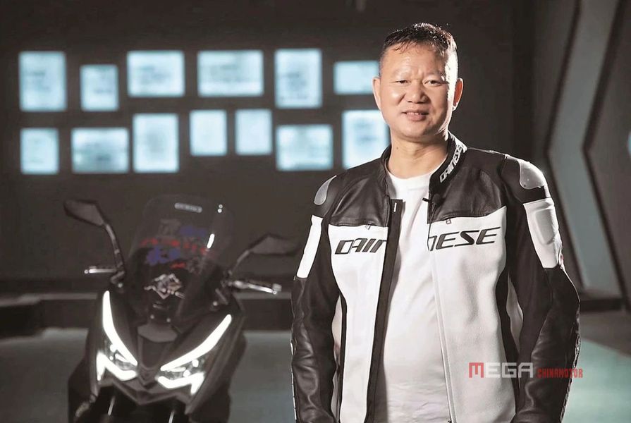 Более 500 антикварных мотоциклов были продемонстрированы на культурном фестивале в Тайчжоу Более 500 антикварных мотоциклов были продемонстрированы на культурном фестивале в Тайчжоу Джинланг на культурном фестивале Тайчжоу Китай.