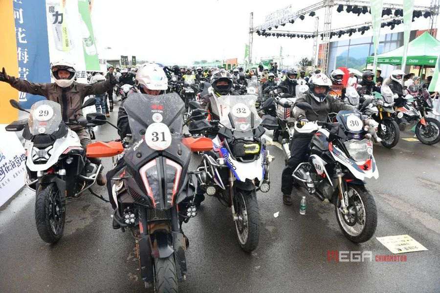 «Китайский Manx TT» успешно завершился «Китайский Manx TT» завершил успешно Luoping TT China Motorcycle News Mega ChinaMotor 03