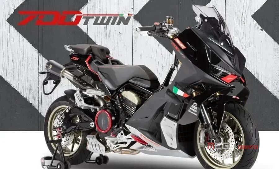QJMOTOR и ITALJET сотрудничают, чтобы создать двухцилиндровый скутер с 700 куб. QJMOTOR и ITALJET Collaborate для создания двухцилиндрового скутера 700 куб.