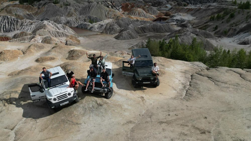 BAW 212 SUVS AUTORWALL в России на стороне первых трех автомобилей 28 дней маршрута Vladivostok Moscow