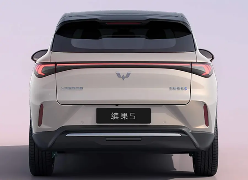 В Китае Wuling при поддержке GM и SAIC показала салон электромобиля Bingo S, конкурента Geely Xingyuan и BYD Seagull