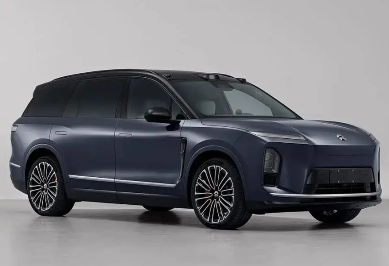 В Китае представлен самый большой полностью электрический SUV: Nio показала салон нового ES8