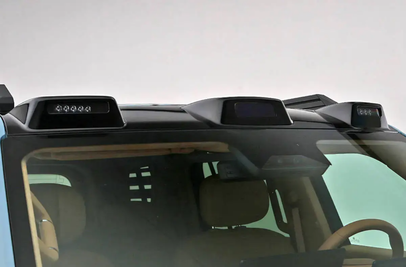 В Китае представлен Dongfeng M-Hero M817 с HarmonyOS Cockpit 5 и Huawei ADS 4, цена от 44 500 долларов.