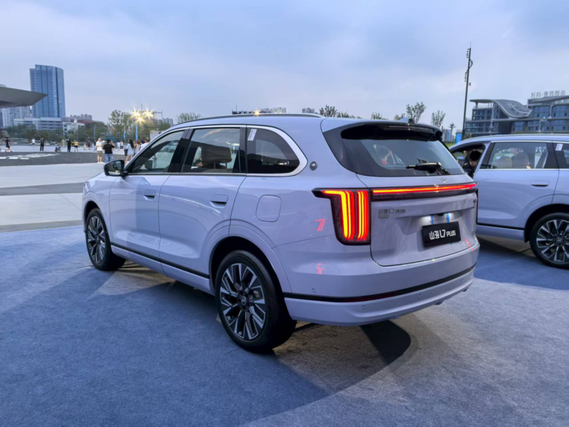 В Китае стартовали продажи Chery Jetour Shanhai L7 Plus PHEV с запасом хода 1700 км от 16 700 долларов