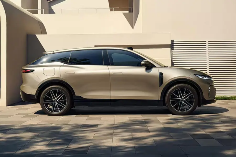 В Китае представлен обновленный Voyah Courage — конкурент Model Y с ценой от 28 200 долларов