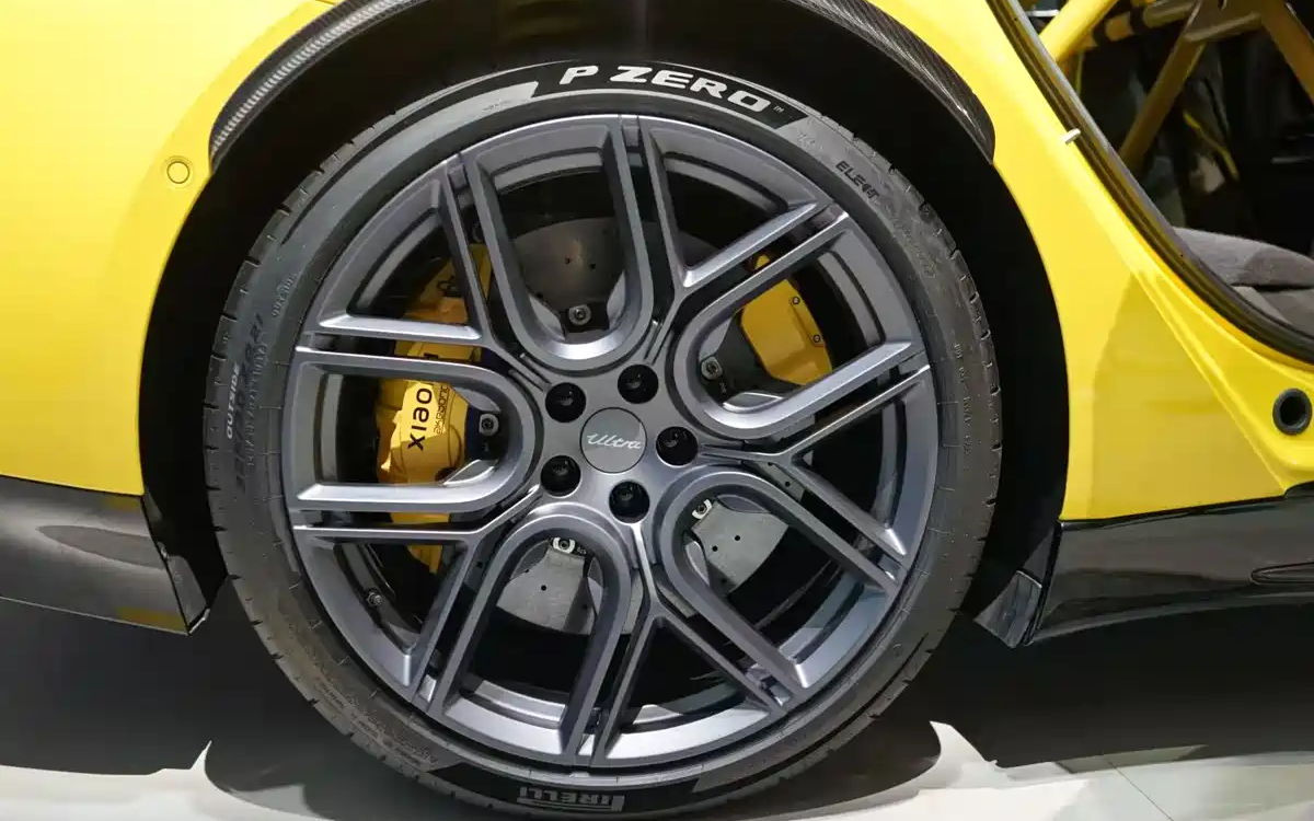 В Китае на автосалоне в Чэнду впервые представили Xiaomi SU7 Ultra Nürburgring Limited Edition