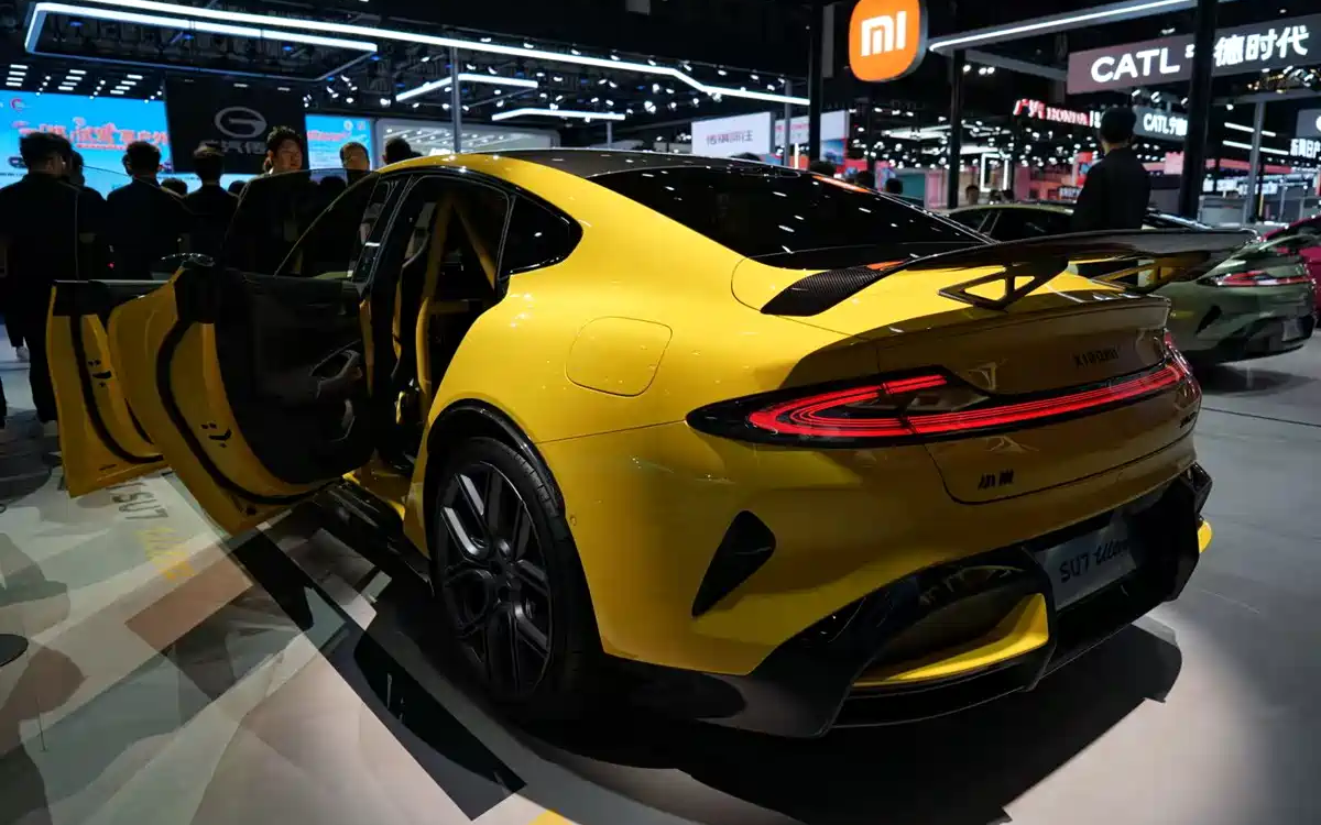 В Китае на автосалоне в Чэнду впервые представили Xiaomi SU7 Ultra Nürburgring Limited Edition
