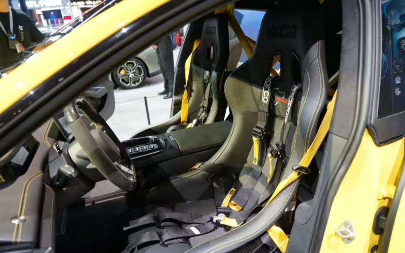 В Китае на автосалоне в Чэнду впервые представили Xiaomi SU7 Ultra Nürburgring Limited Edition