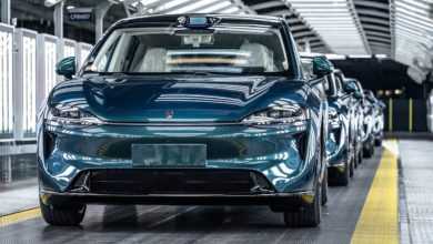 В Китае с конвейера сошел обновленный фастбэк-кроссовер Luxeed R7 от Chery