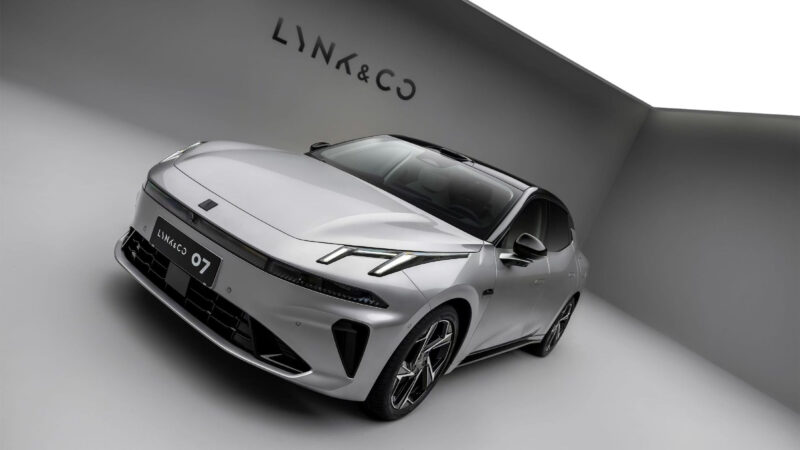 В Китае официально представили обновленные Lynk & Co 07 и 08 с датчиком LiDAR
