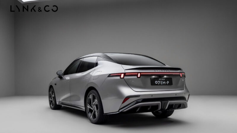 В Китае официально представили обновленные Lynk & Co 07 и 08 с датчиком LiDAR