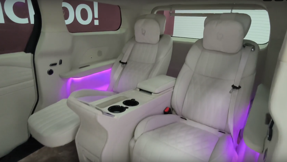 Minivan Sollers SP7 VIP -версия салон внутренние сиденья второй ряд