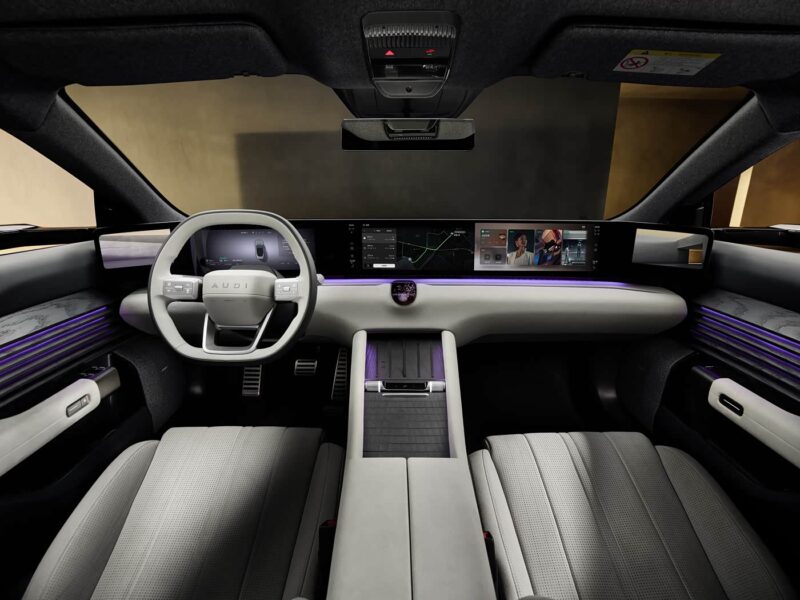 В Китае начался предзаказ Audi E5 Sportback с запасом хода 773 км и огромным 59-дюймовым экраном по цене от 32 800 долларов.